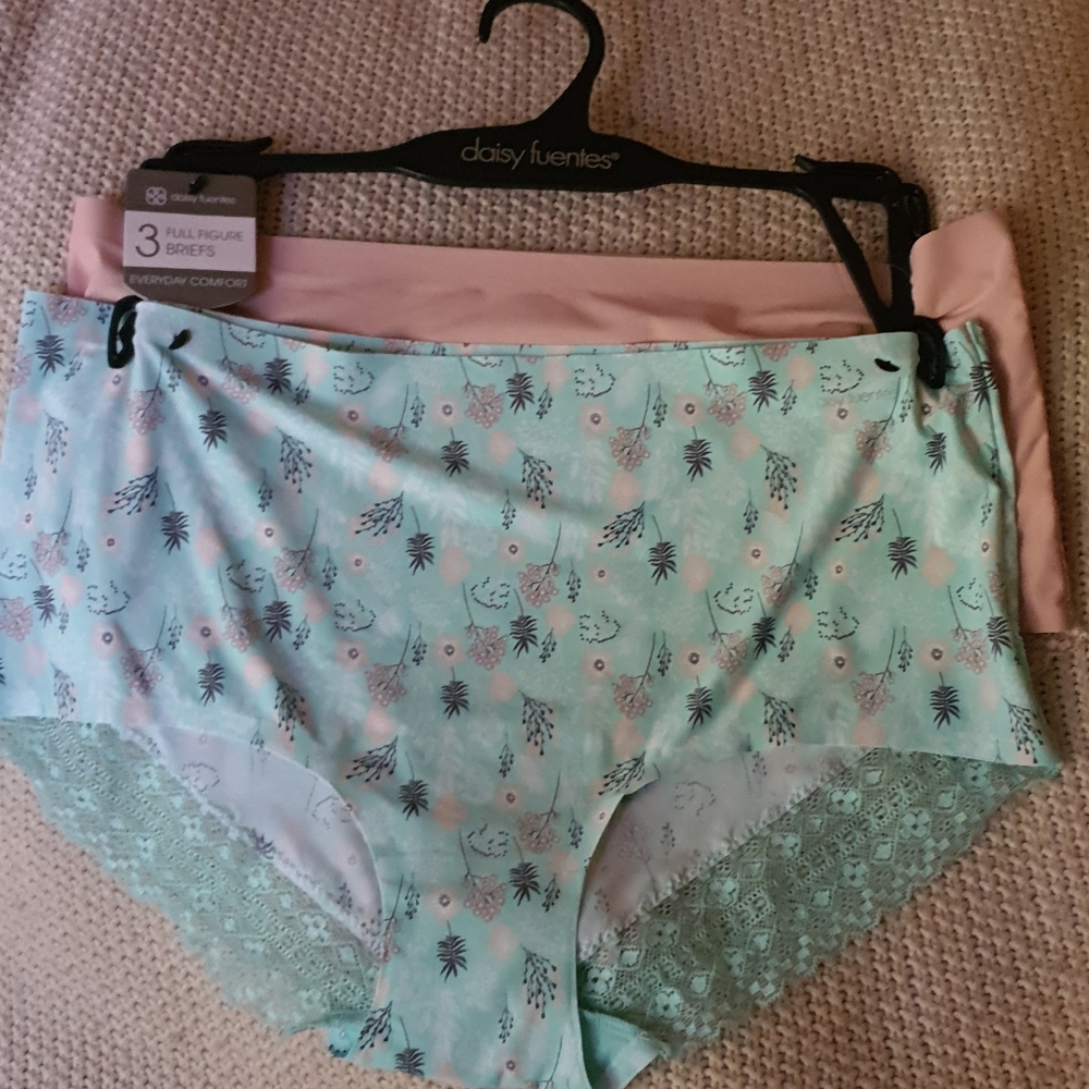 Daisy Fuentes Panties